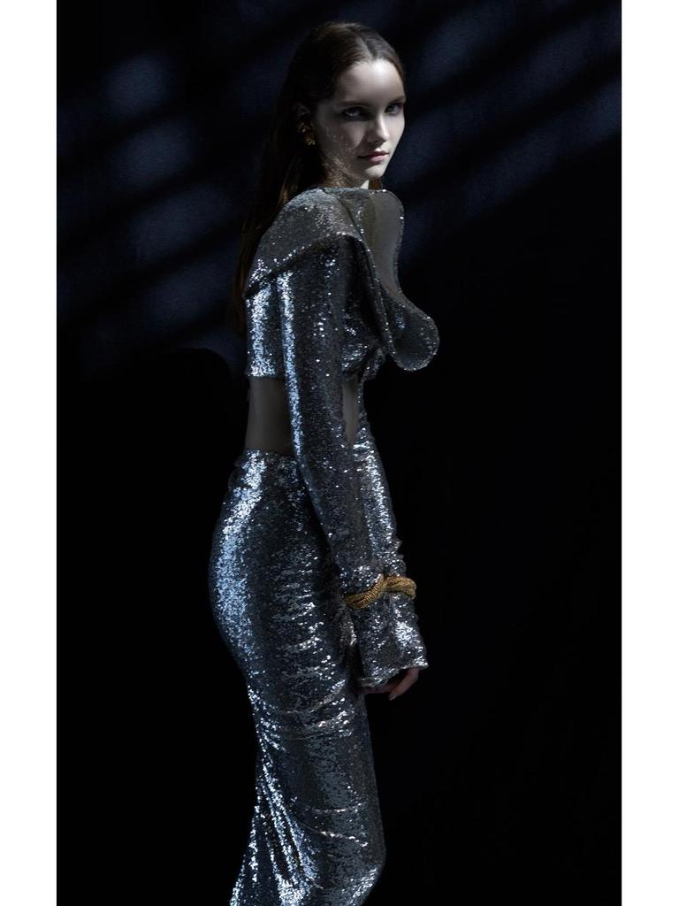 Spring and Autumn European-American Women's Two-Piece: Silver Sequin Long Skirt and Top