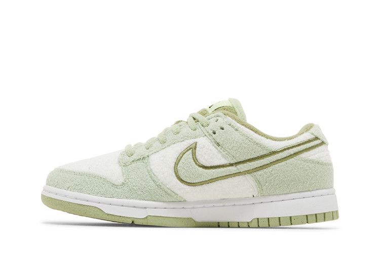 Nike Wmns Dunk Low SE 'Fleece - Honeydew'