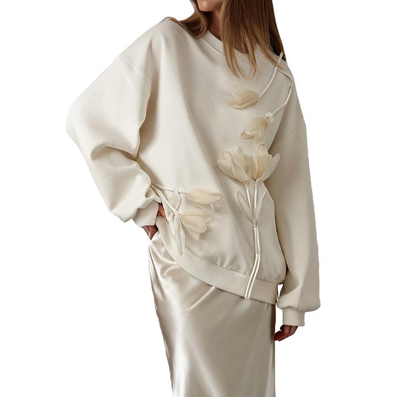 Popular Autumn and Winter Mid-length Lazy Loose Three-dimensional Flower Long-sleeved Pullover Sweatshirt for Women