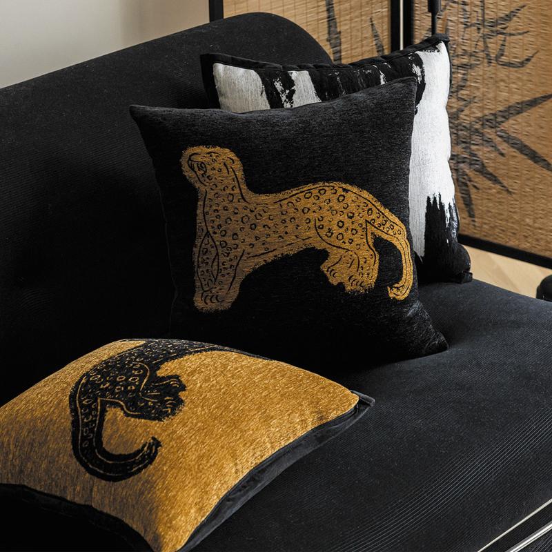 Light Luxury Pillowcases Sofa Living Room Decoration Embroidered Plush Cute Animal Bedside Backrest Waist Cushion Cover 45x45cm