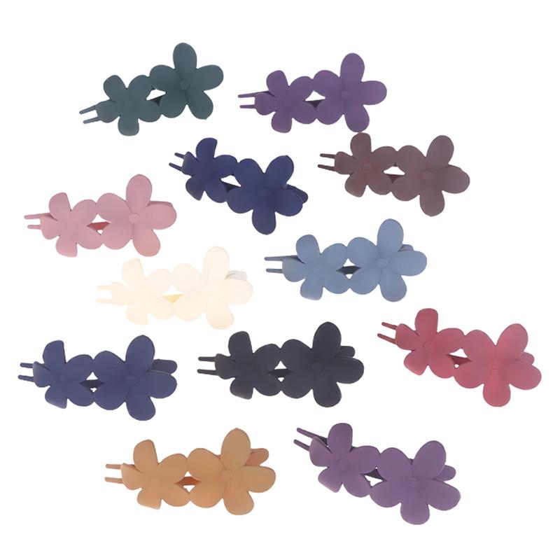 4Pcs Flower Hair Clips  Matte Black Floral Hairpins Hair Claw Clips Non-Slip Hair Clamps Grab Elegant Hair Accessories