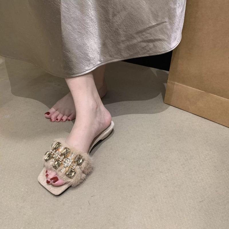 

Fashion Low Heel Flip Flops Summer New Square Toe Open Toe Plush Crystal Buckle Soft Sole Non-slip Wear-resistant Slippers 40