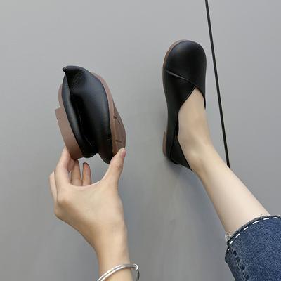 Women's Slip On Leather Loafers Spring Autumn Ballet Shoes Ladies Casual Round Toe Cute Flats Nurse Shoes Sneakers Plus Size 43