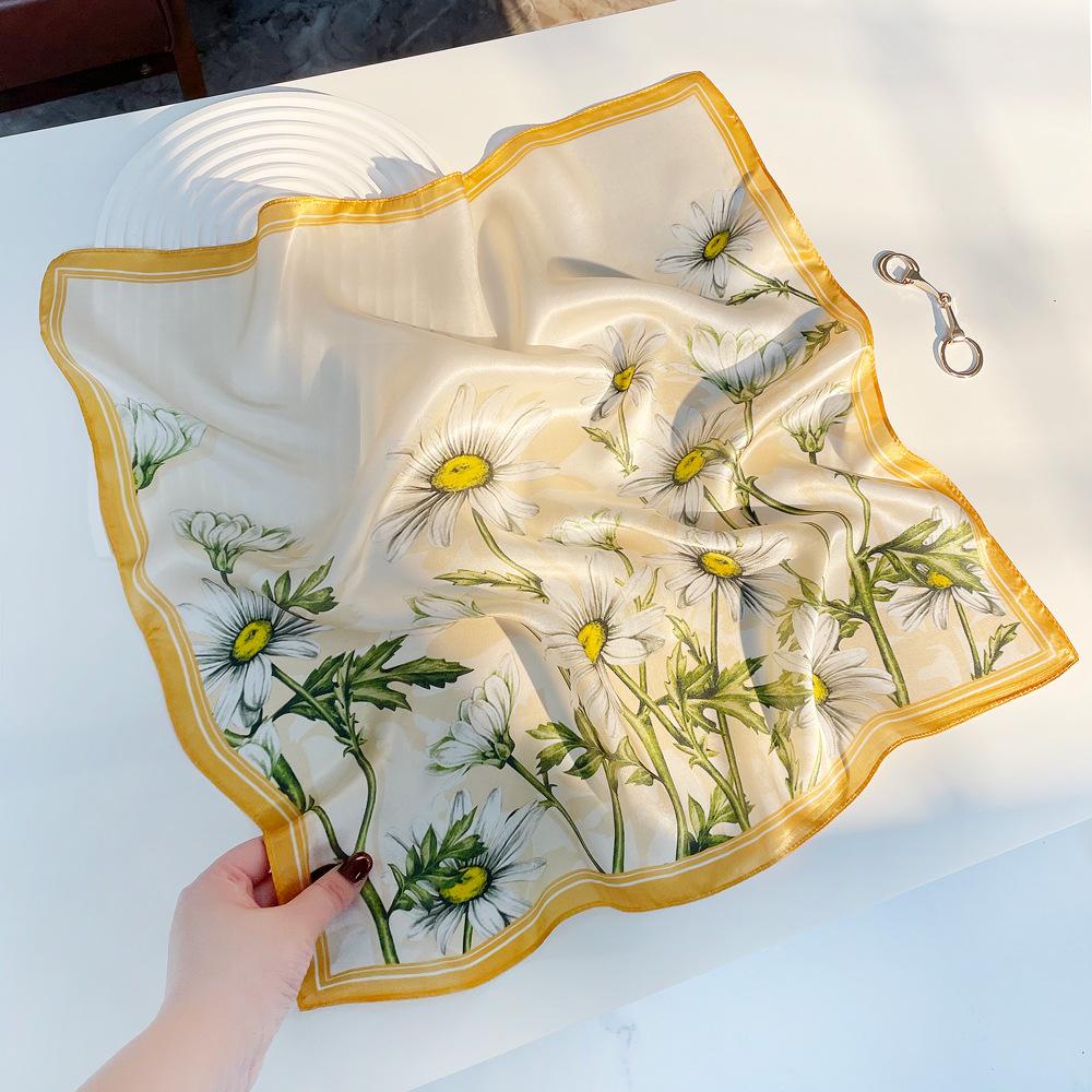 Spring new white daisy print plain crepe satin silk square scarf 100% mulberry silk silk scarf versatile silk scarf 53cm