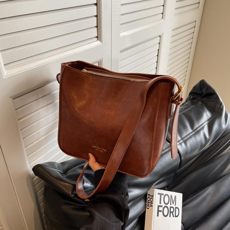 Fashion Versatile Small Bag Women's New Solid Color Shoulder Bag Casual Messenger Bag