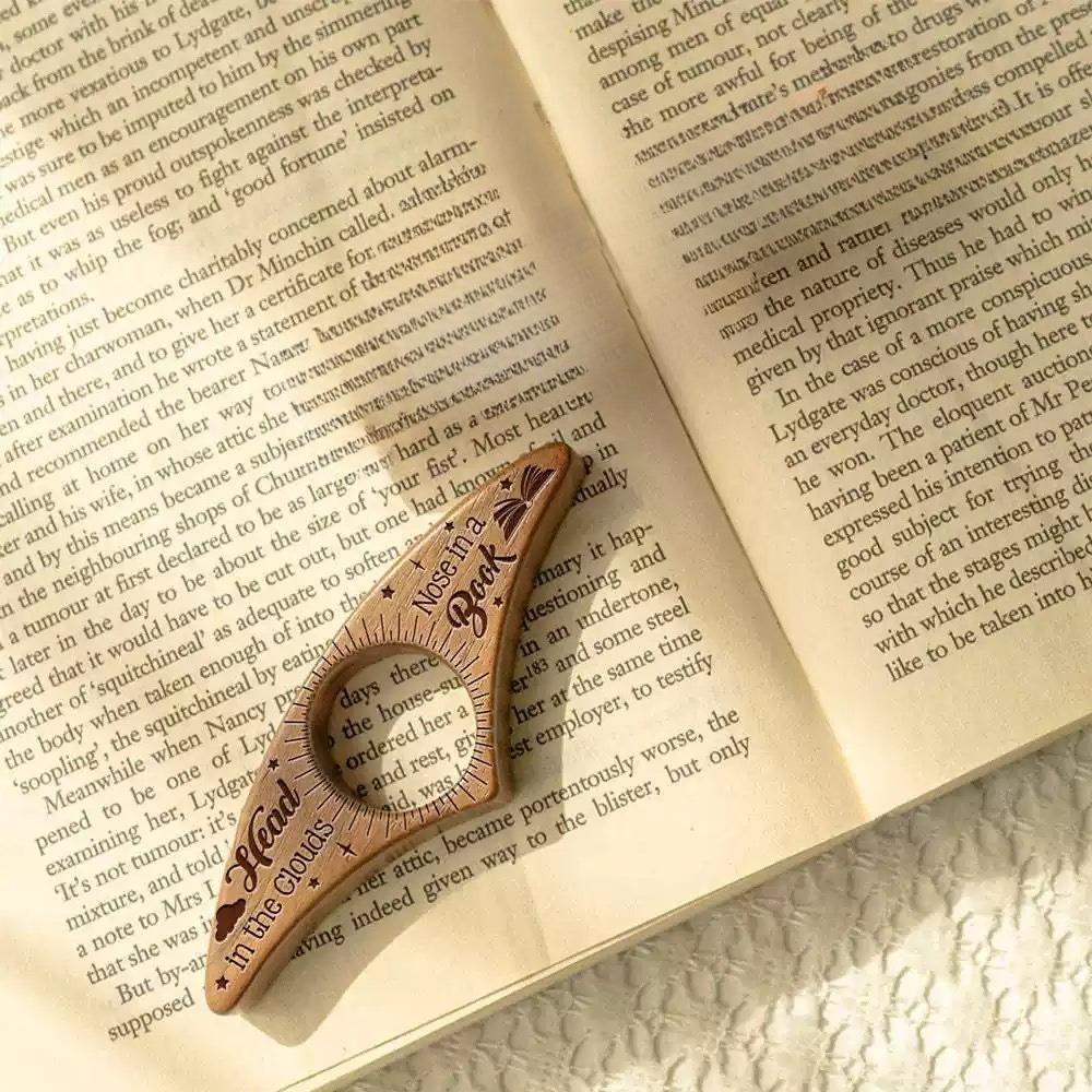 

Solid wood one handed reading press, home reading ring, page pressing tool, wooden portable bookmark