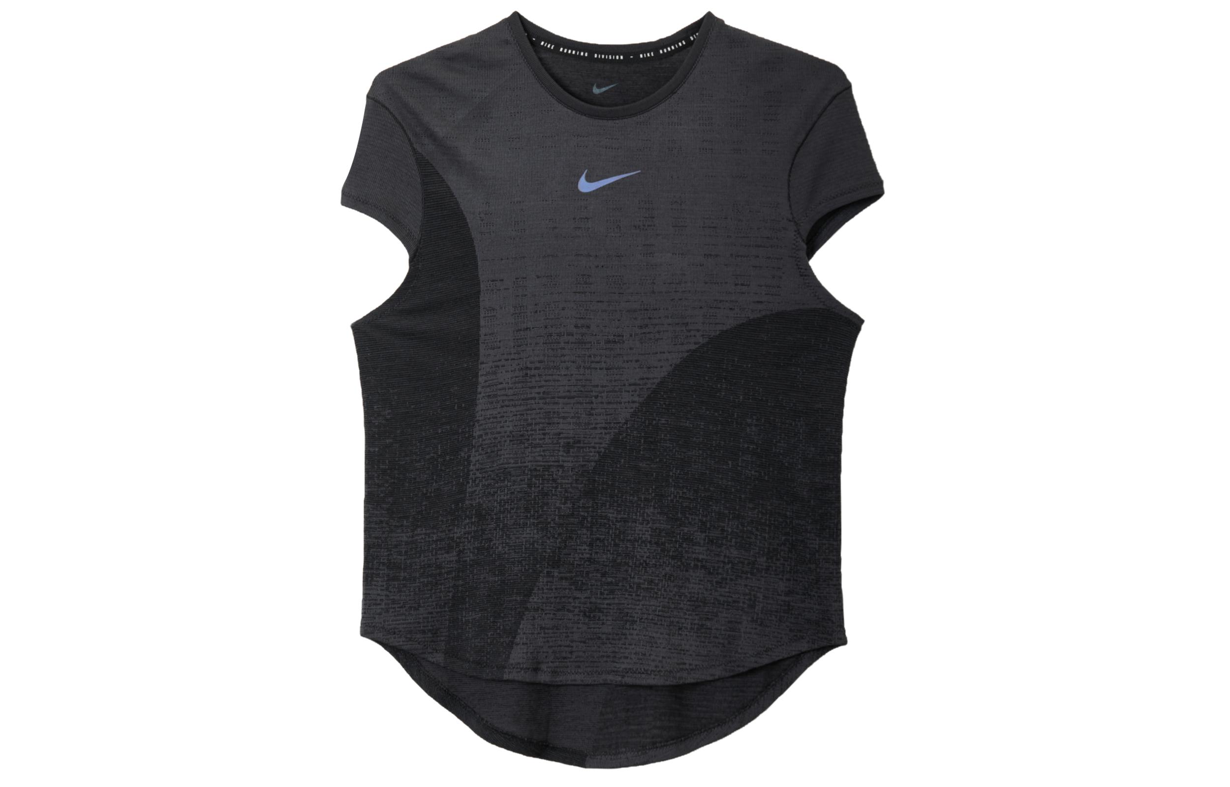 

Nike T Shirts Women s Black Crew Neck Moderate Straight Fit DX0200-015 S