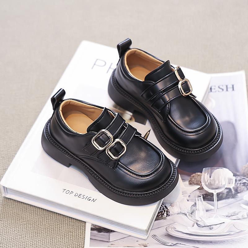 

Туфли для девочек детские туфли принцессы маленькие кожаные туфли 2025 новые весенне-осенние британские девочки черные туфли в стиле колледжа одинарные туфли лоферы 25