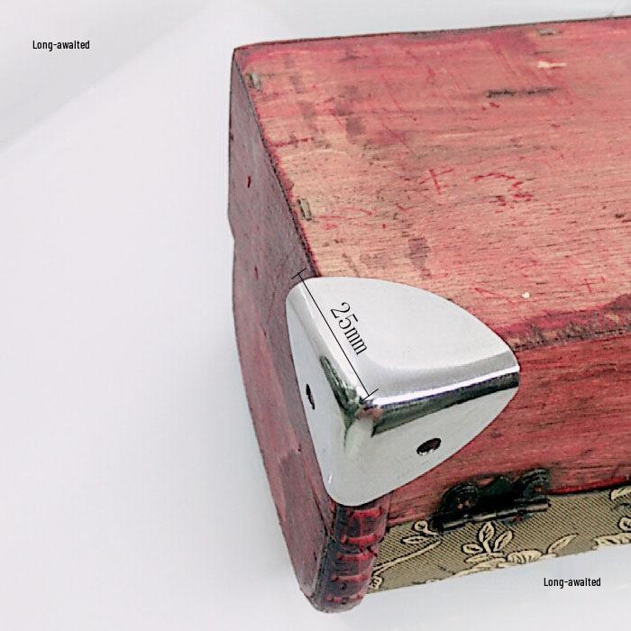 Protection d'angle en acier inoxydable 25x25 mm pour boîtes et étuis