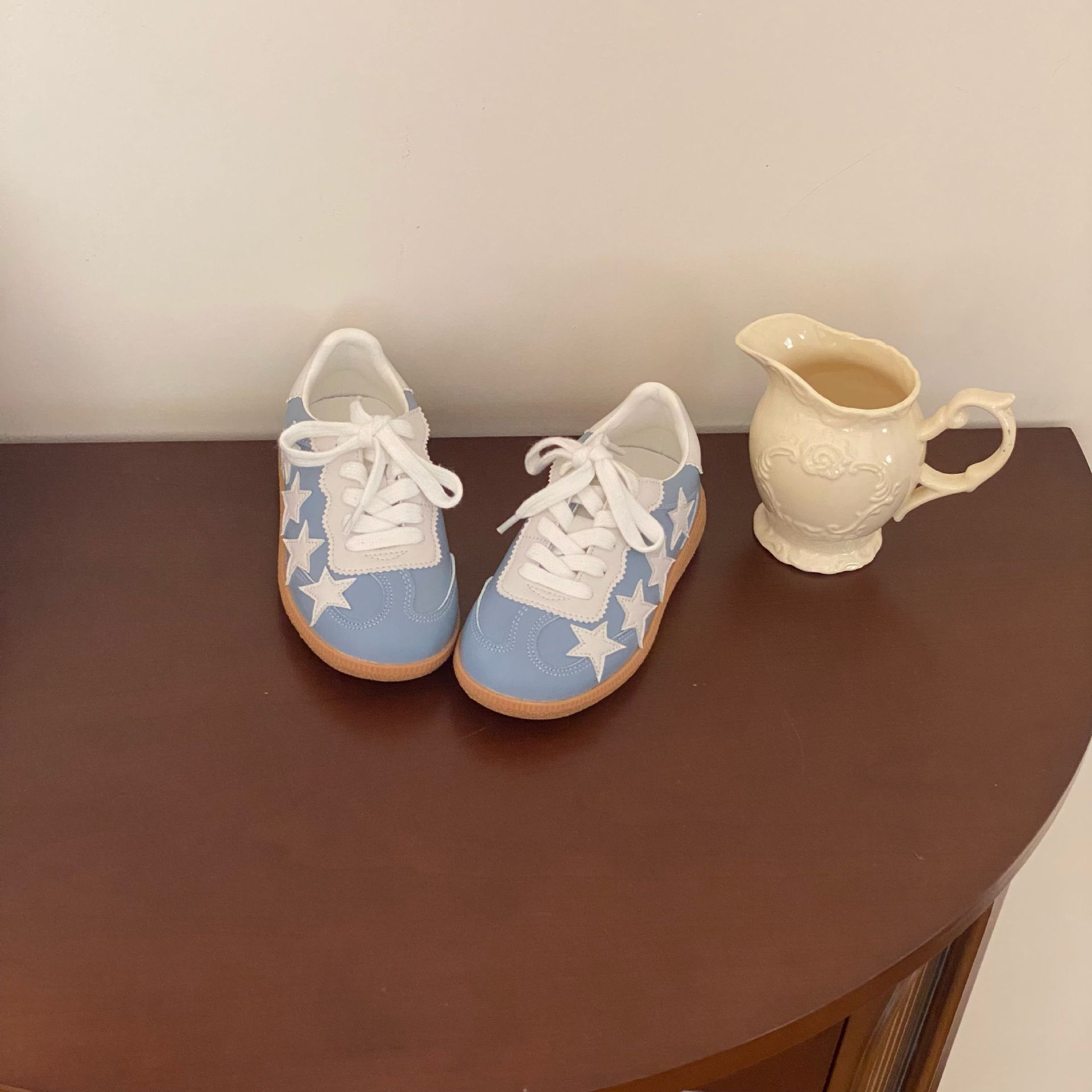 

Children s sports shoes autumn children s classic board shoes star German training shoes children s casual Forrest Gump shoes size 36, inner length 23.2cm