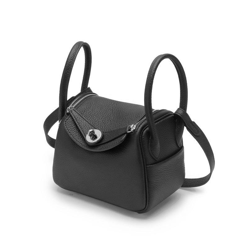 New First-layer Cowhide Lindy Bag, Genuine Leather Shoulder Messenger Bag, Fashionable Doctor Bag, Mini Bag, Silver Buckle, Silver.