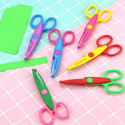 Minimalistische Spitzenschere Wellenmuster Kleine Runde Spitze Kinder Spezial Studenten Kunstwerkzeug Schreibwarenschere Für Scrapbooking