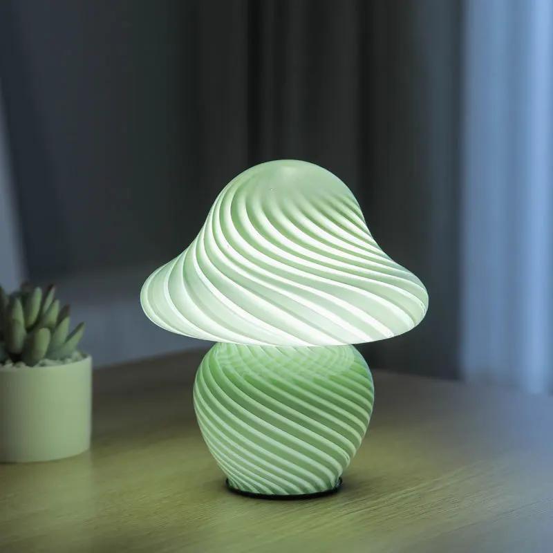 Mushroom LED Table Lamp American Medieval Mushroom Lamp Vintage Striped Glass Table Lamp Retro Bedside Bedroom Atmosphere Light