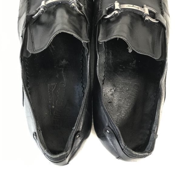 Salvatore Ferragamo Bitové mokasíny Černé 42 26.0-27.0(POUŽITÝ)