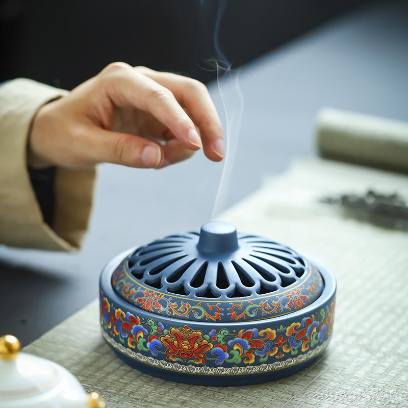 Ceramiczny kadzielnica Censer Uchwyt na kadzidła w krążkach i patyczkach Piec Dekoracja herbaciarni Emaliowany wzór lotosu Kryty piec na kadzidła stożkowe