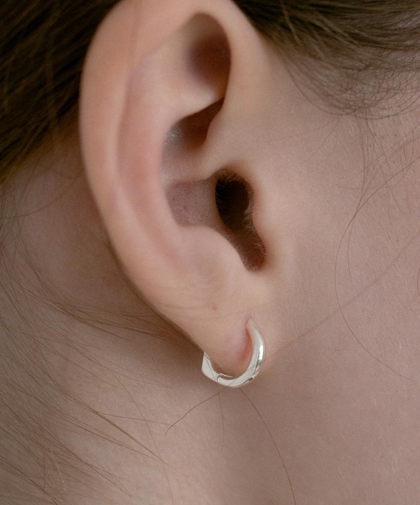 Tatiana (Silver 925) D-Ring Hoop Earrings Ec3001 (S/M/L)