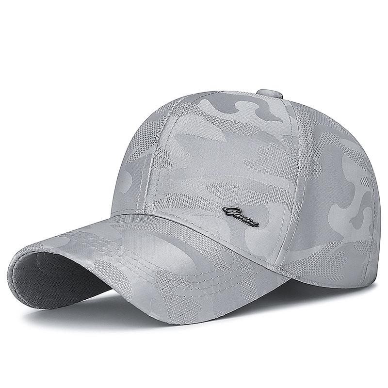 

Cross-Border Men s Camouflage Duckbill Cap with Metal Logo - Adjustable Outdoor Sports Sun Protection Cap Adjustable светло-серый
