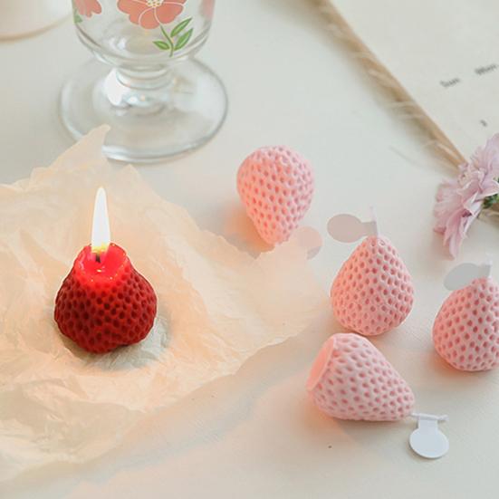 Aromatherapy Candle Adorable Strawberry Shape Eco-friendly Eradicate Odor Fruit Festival Candle for Home