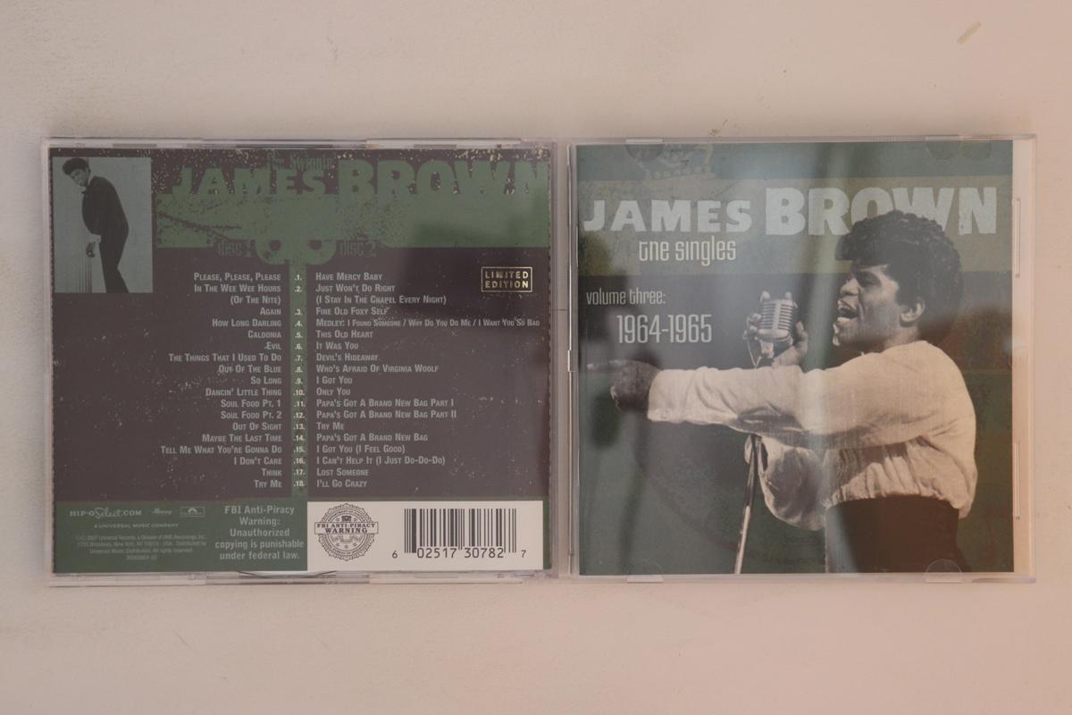 

CD JAMES BROWN Singles Volume 3 19641965 B000880402 HIPO SELECT 2007 US SoulFunk Used