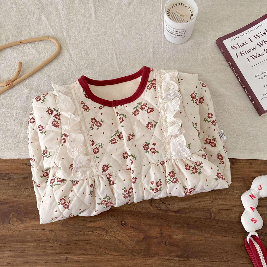 Korean Style Winter Fleece Romper for Baby Girls - Floral Lace Trim Outing Suit