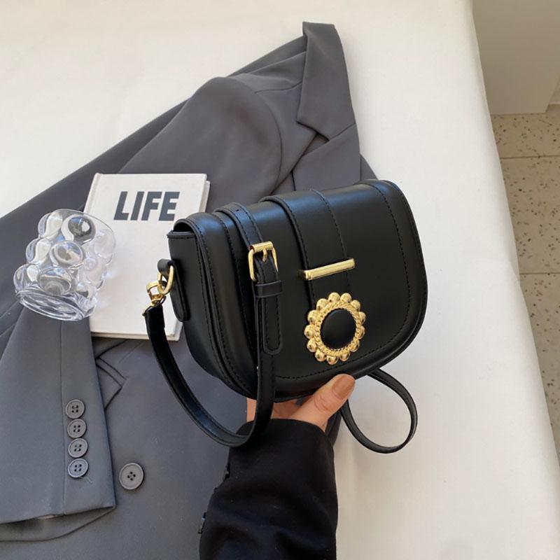 

Высококачественная текстурная сумка через плечо Design Sense Solid, новая популярная женская сумка через плечо с эффектом взрыва, маленькая квадратная упаковка Mini(Max Length<20cm)