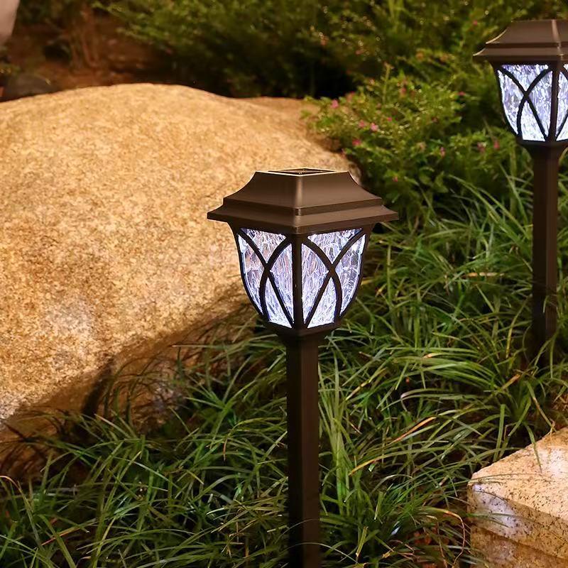 Waterproof Solar Courtyard Lawn Light for Outdoor Decoration