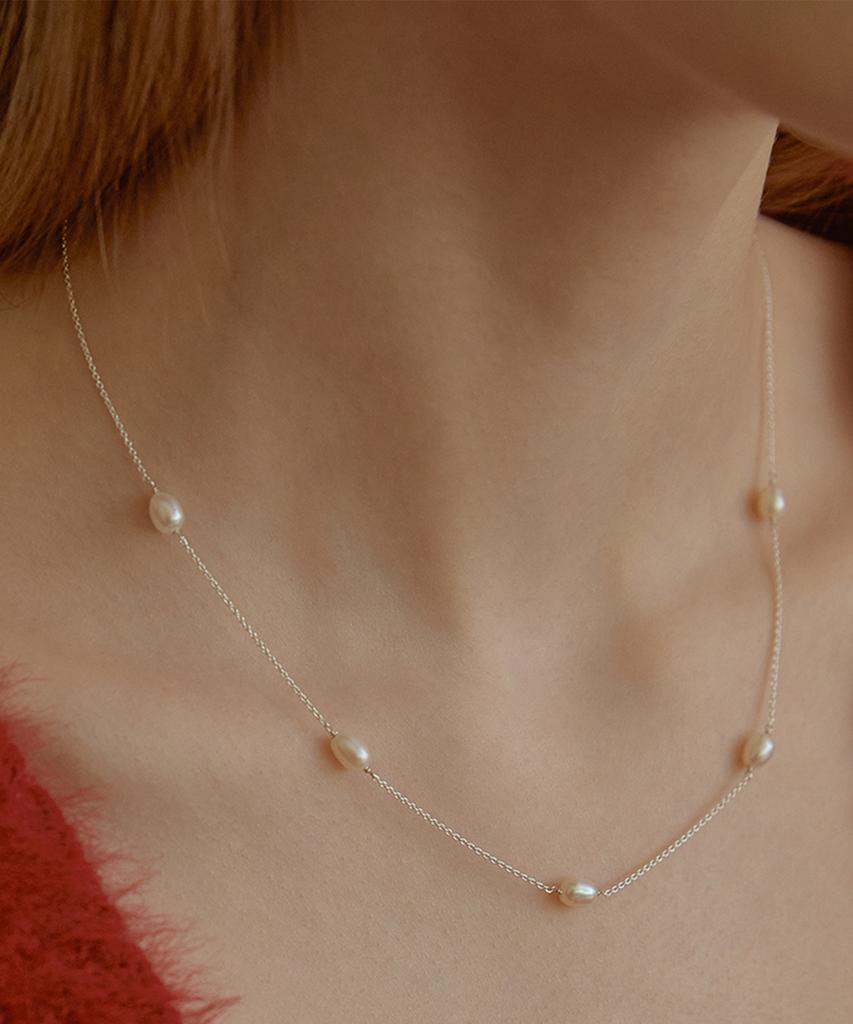 Tatiana Dot Fresh Water Pearl Necklace Nz2080