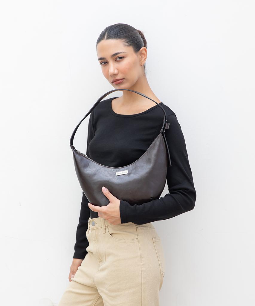 Chambros Basic Hobo Shoulder Bag [Brown]