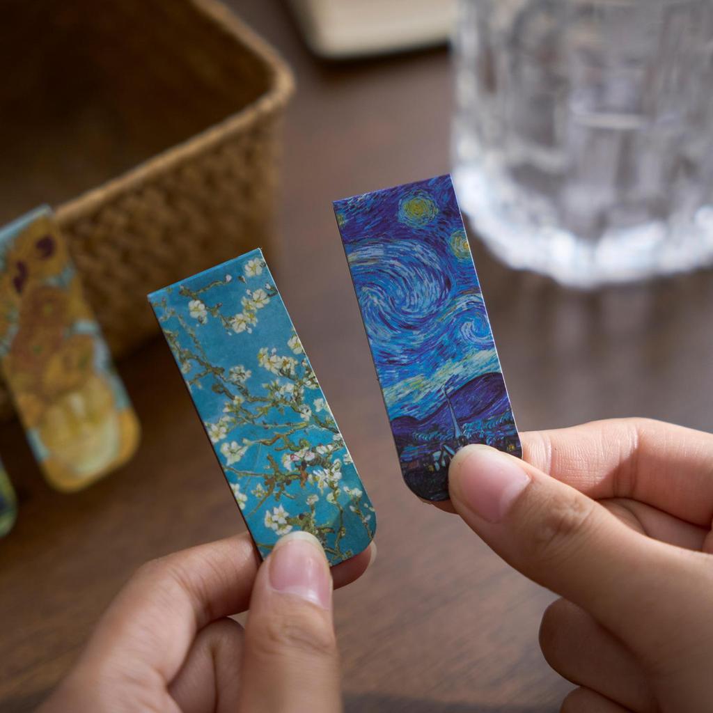 4pcs Retro Painting Magnetic Bookmarks Pack for Books Monet Mucha Gallery Page Clips Book Marker Unique Reading Gift