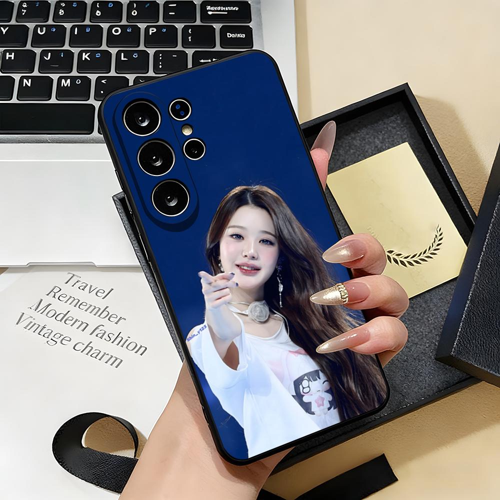 Singer J-Jang W-Won-young Phone Case For Samsung S26 S25 S24 FE S23 S22 S21 Plus S20 Ultra Note20Ultra Black Soft Shell