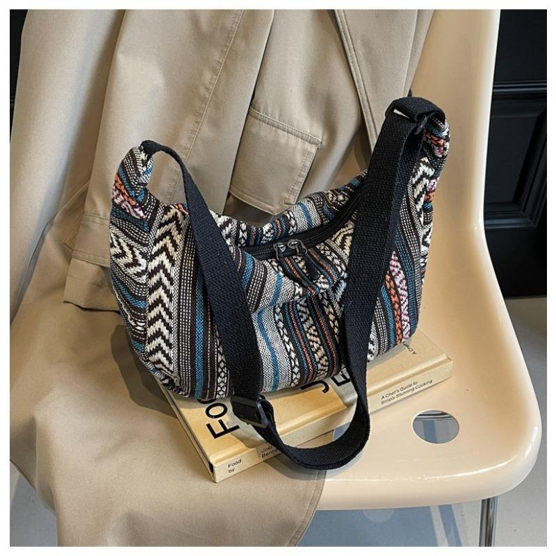 Large Capacity Crossbody Versatile Shoulder Bag