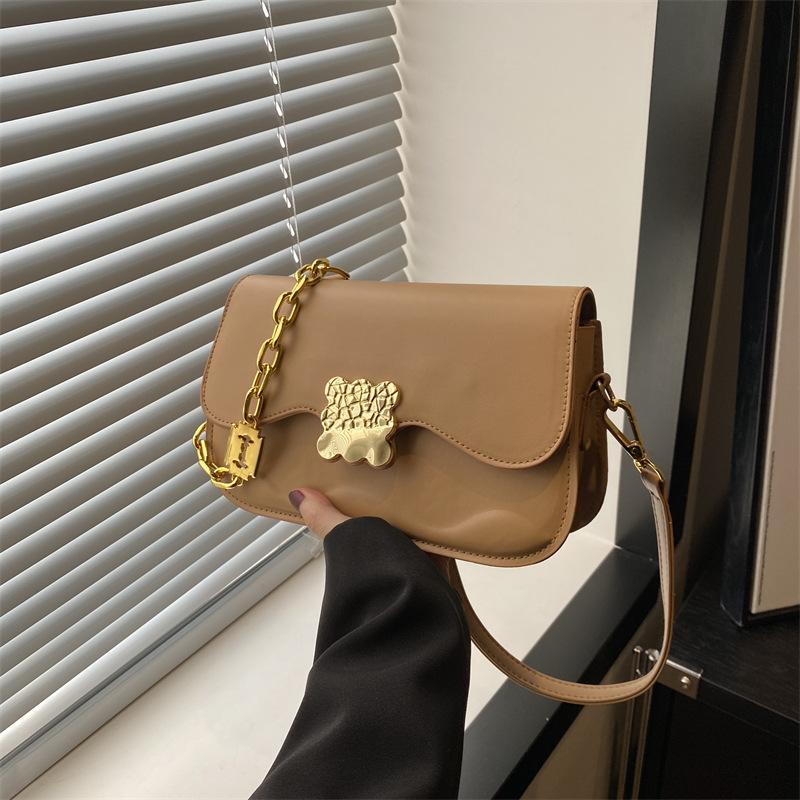 

New Spring and Summer Bags for Exclusively For Women Use Handbags Trendy Crossbody Bag Chain Bag Beautiful Personalized Saddle Bag
