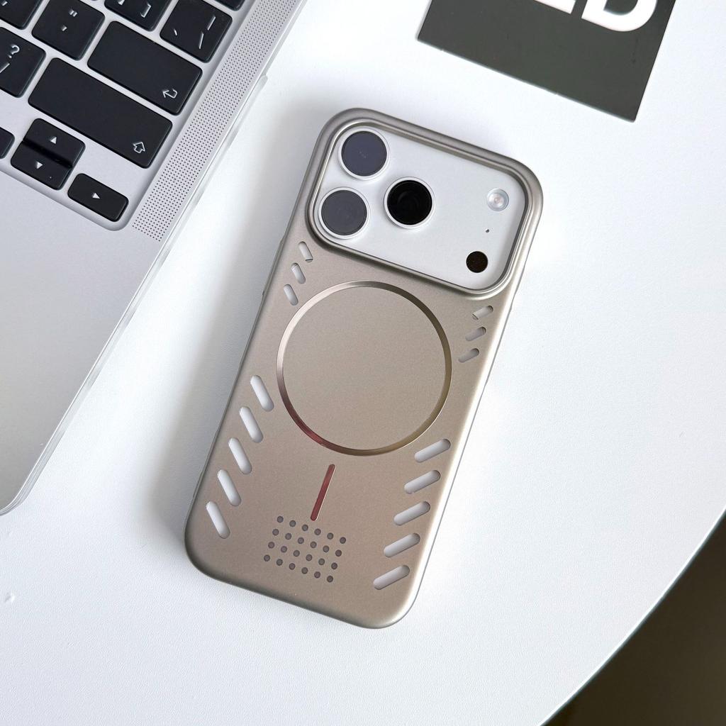 Pioneer heat dissipation magnetic suction hollow application iPhone17Pro metallic paint mobile phone case Apple 16 anti-drop protective case