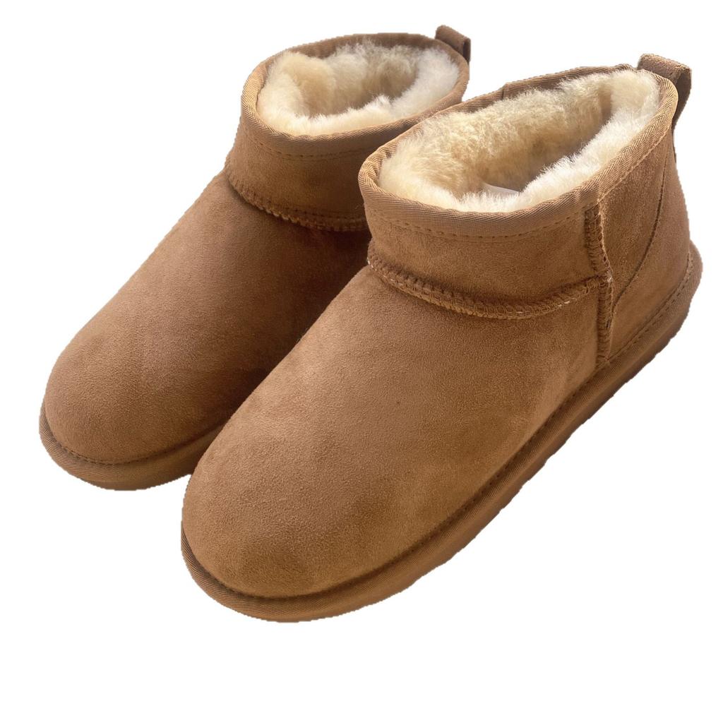 Autumn and winter fashion sheepskin integrated snow boots women, warm and non-slip mini short boots thickened and velvet outdoor men and women