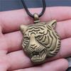 Pendentif Faune du Royaume Animalier Métal Bronze Antique Collier Ras-du-cou pour Femme Cadeau Mode