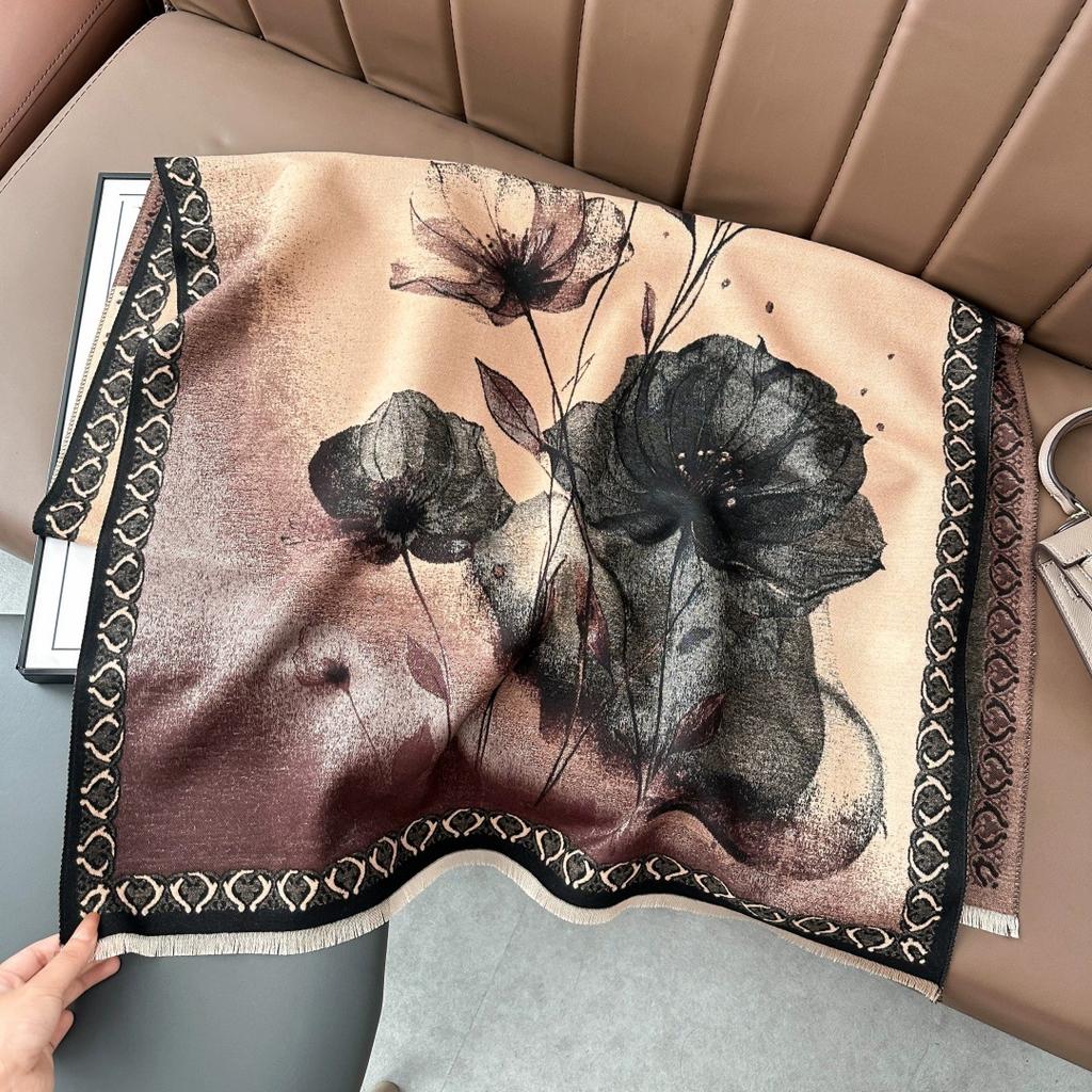 Winter Lotus Flower Style Artistic Scarf Retro Elegant Faux Cashmere Floral Women'S Warm Scarf Air Conditioner Shawls