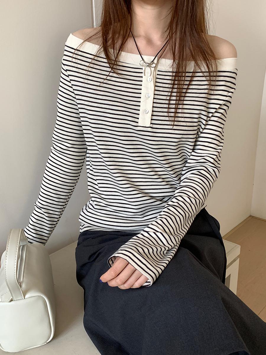 Elegant Striped One-Shoulder Long-Sleeve Top - Slim Fit, 2026 Spring Collection for Women Small