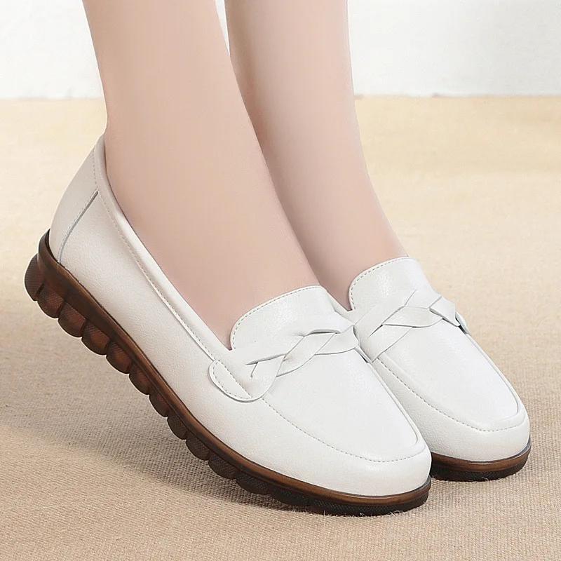 Fashion Women Shoes Low Top Round Toe Loafers Waterproof Moccasin Solid Color Versatile Casual Flat Shoes for Women 2025