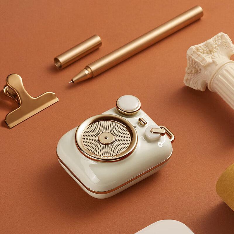 Mao Wang Little Happiness MW-P3 Portable Bluetooth Speaker