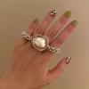 Simulation Pearl Hair Tie, Adorable Bun Holder, Classic Pearl Hair Accessory, Perfect for Ponytails And Other Hair Adornments.