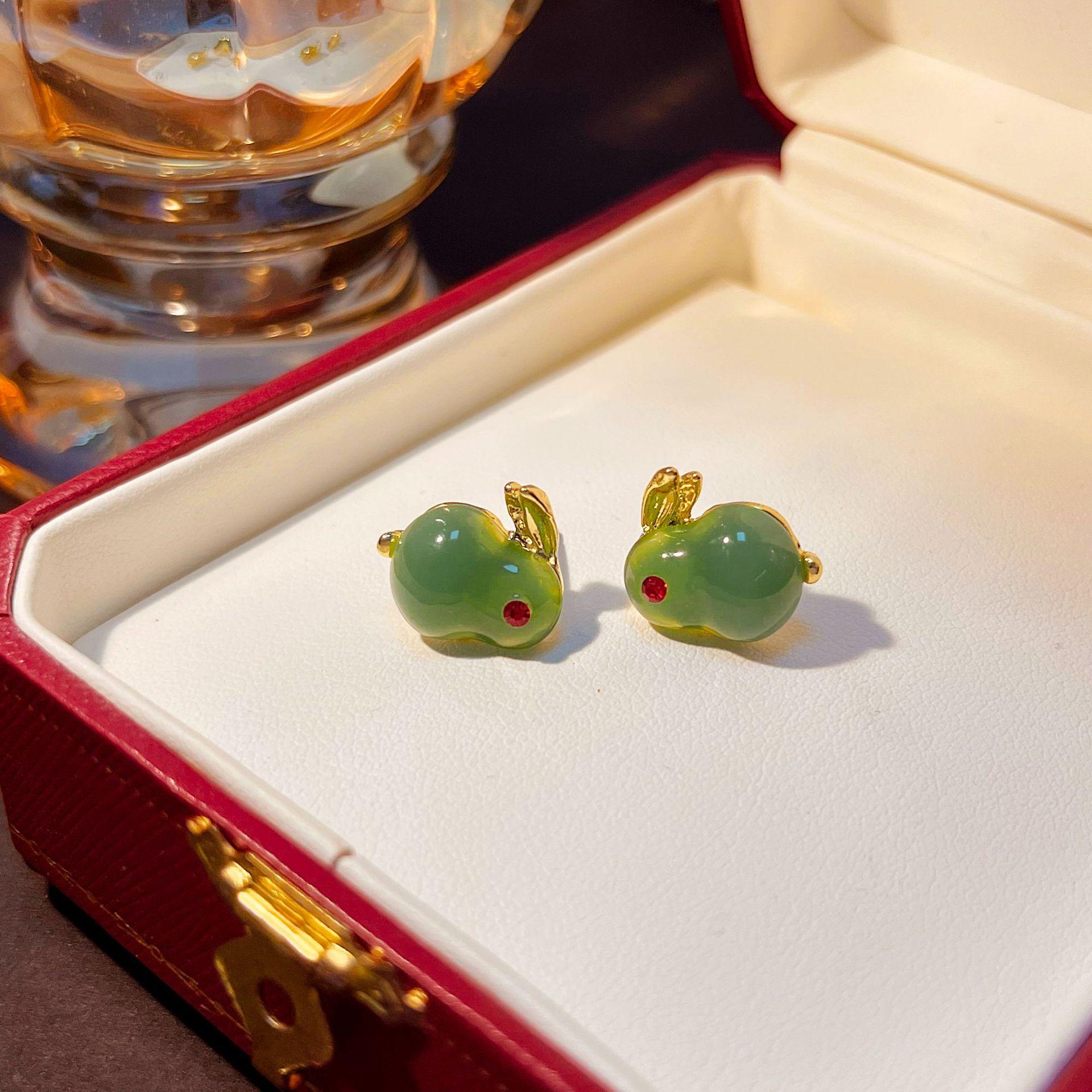 Милые Веселые Мультяшные Кролик Серьги-Гвоздики Конфетных Цветов Нежный и Сладкий Характер Серьги Девочки Лунный Кролик