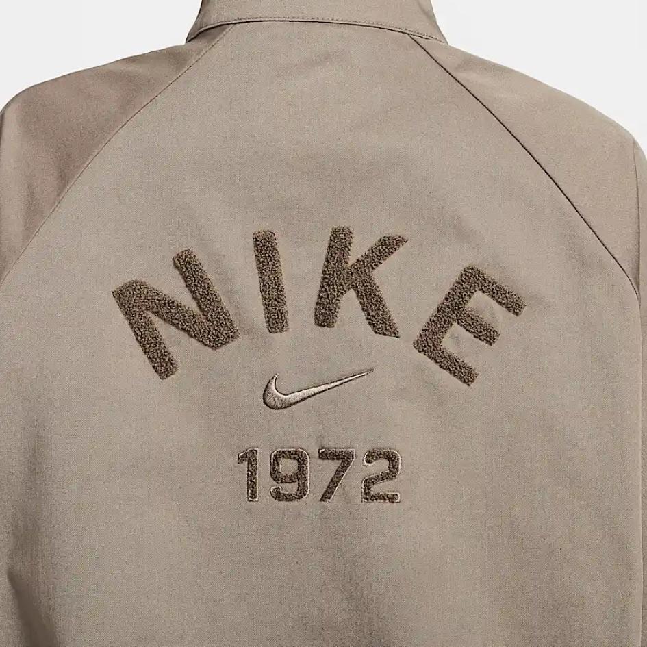 Nike Collezione Sportswear Donna Top Oversize in Twill con Zip a 1/4 HJ0234-233