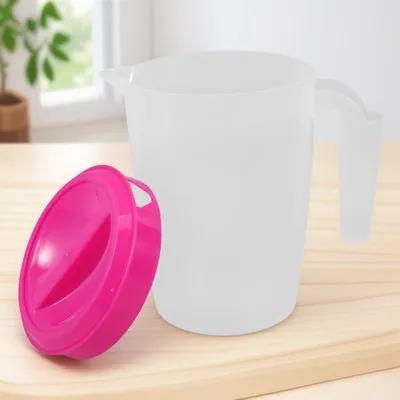 1L Genomskinlig Plastkanna för Drycker med Lock för Kylskåpsförvaring av Vatten Juice Te Lättburen Kannna för Daglig Användning och Sociala Tillställningar