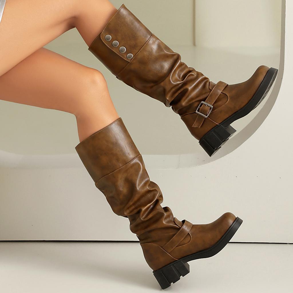 Flat-bottomed small short boots Suede flat boots Large size women's shoes Winter velvet round head fashion -