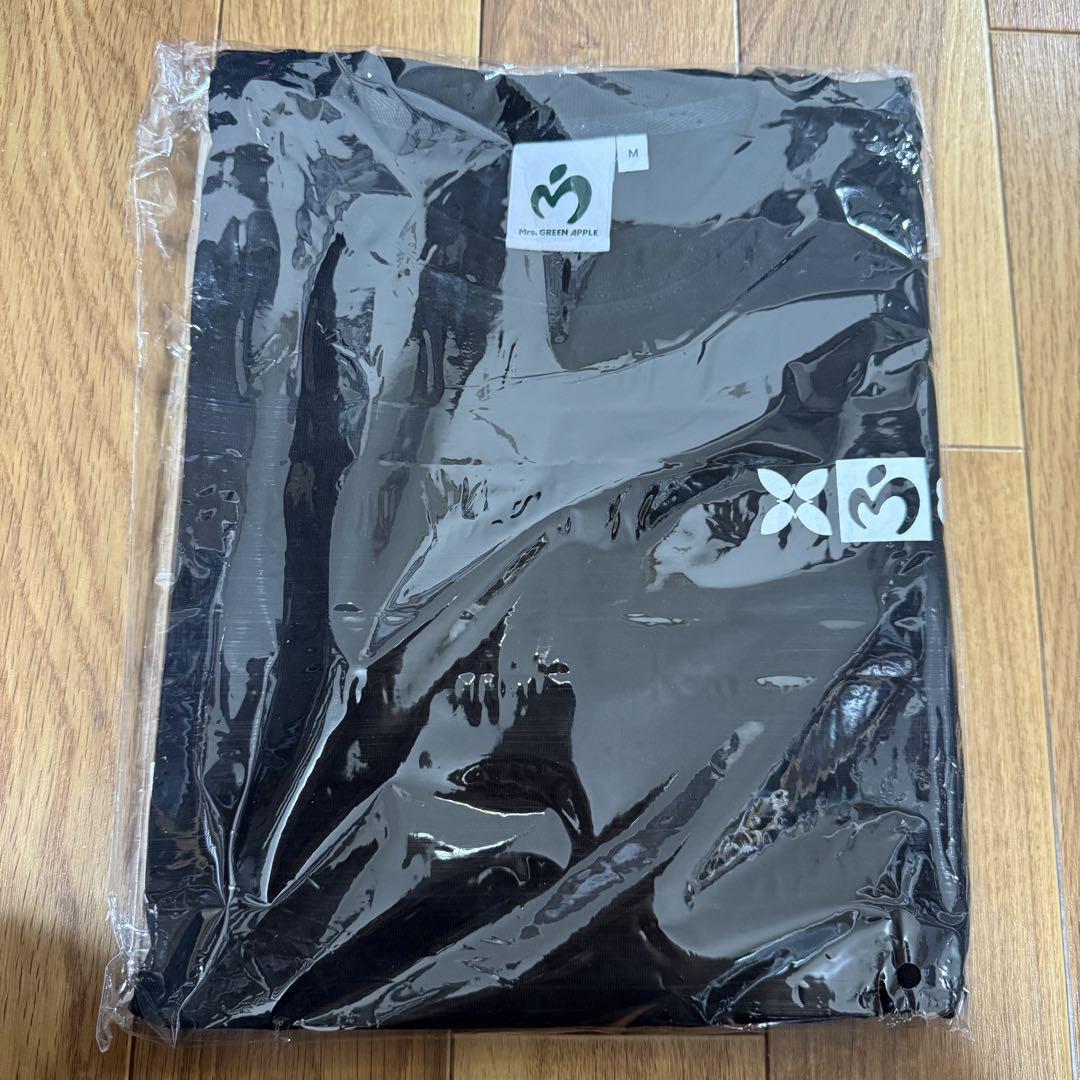 

[Б/У] Миссис. ЗЕЛЕНОЕ ЯБЛОКО Корейская длинная футболка, Черная, Размер M