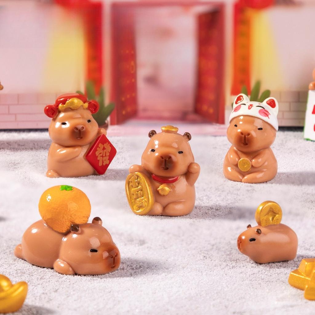 7Pcs Micro Landscape Carpybara Doll Set Cute Wealth Attraction Diy Jewelry Holder New Year Decor Small Dolphin Ornaments