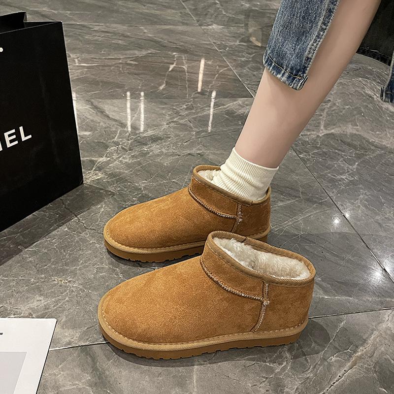 

2025 большие размеры зимние ботинки женские утолщенные зимние ботинки из хлопка зимние мужские и женские теплые утолщенные бархатные ботинки нескользящие влагостойкие 35 коричневый