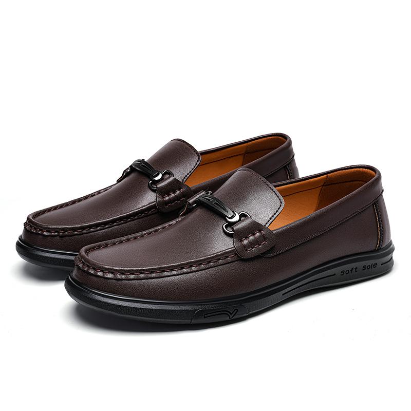 Fashion Stylish Metal Buckle Men Loafers New Genuine Leather Mens Casual Shoe Moccasins Breathable Men Driving Shoes Comfy Slip On Flats