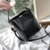 Borsa a mano vintage in pelle di alligatore Borsa a spalla Borsa a tracolla Moda Borsa a secchiello da donna Borsa tote da donna di grande capacità