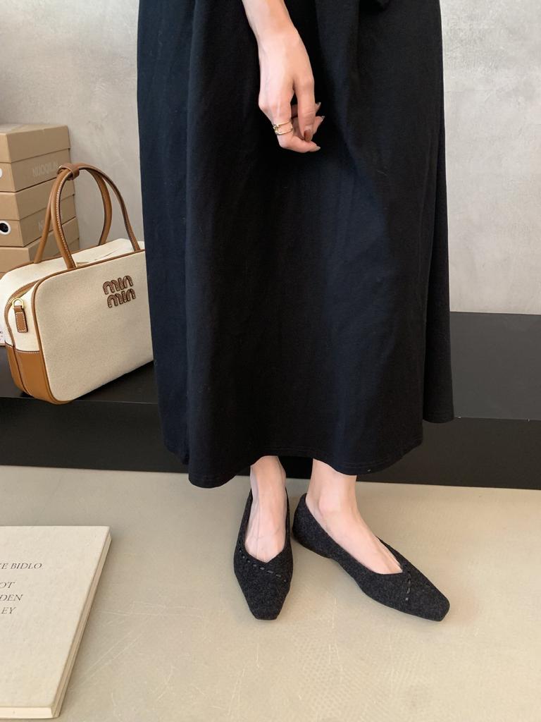 Low-heeled French Light-mouth Single Shoes Women's Shoes Spring 2025 New Temperament Versatile Woolen Evening Shoes